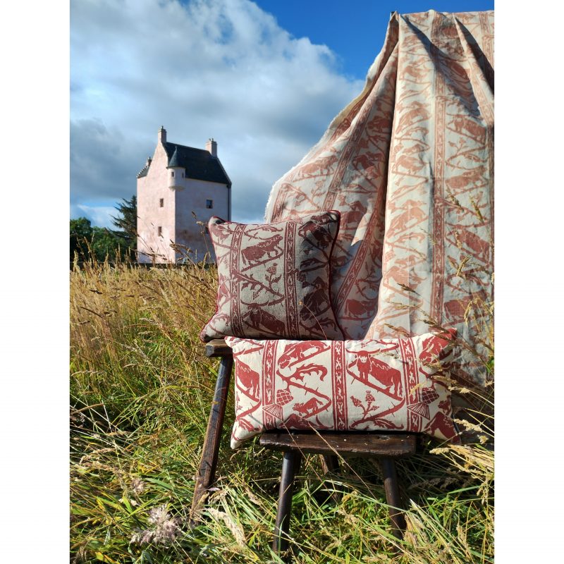 Fairburn Cushion in red - Image 3