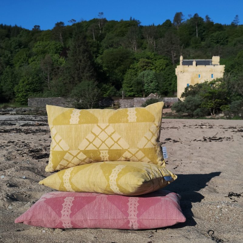 Stuart Cushion in gold - Image 2