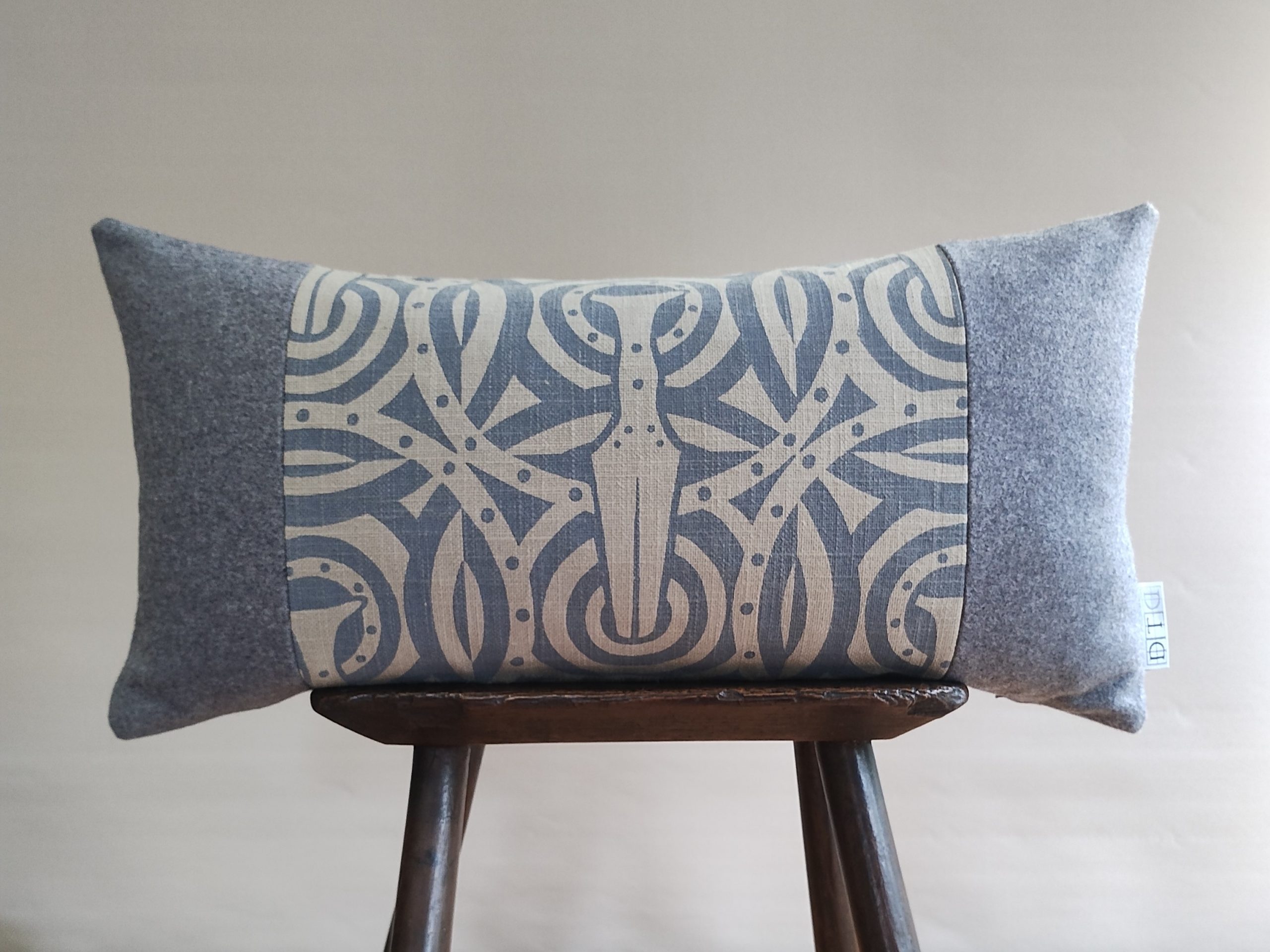 Kilmartin cushion long